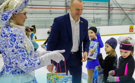 Новогодняя социальная программа «Щекиноазота» Новогодняя социальная программа «Щекиноазота»